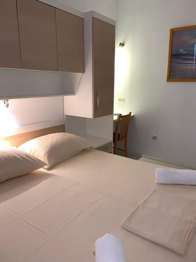 Apartments Center Baška Voda Esterno foto