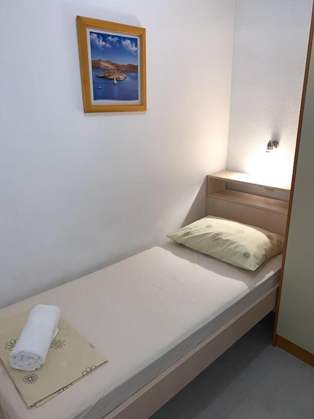 Apartments Center Baška Voda Esterno foto