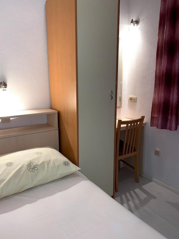Apartments Center Baška Voda Esterno foto