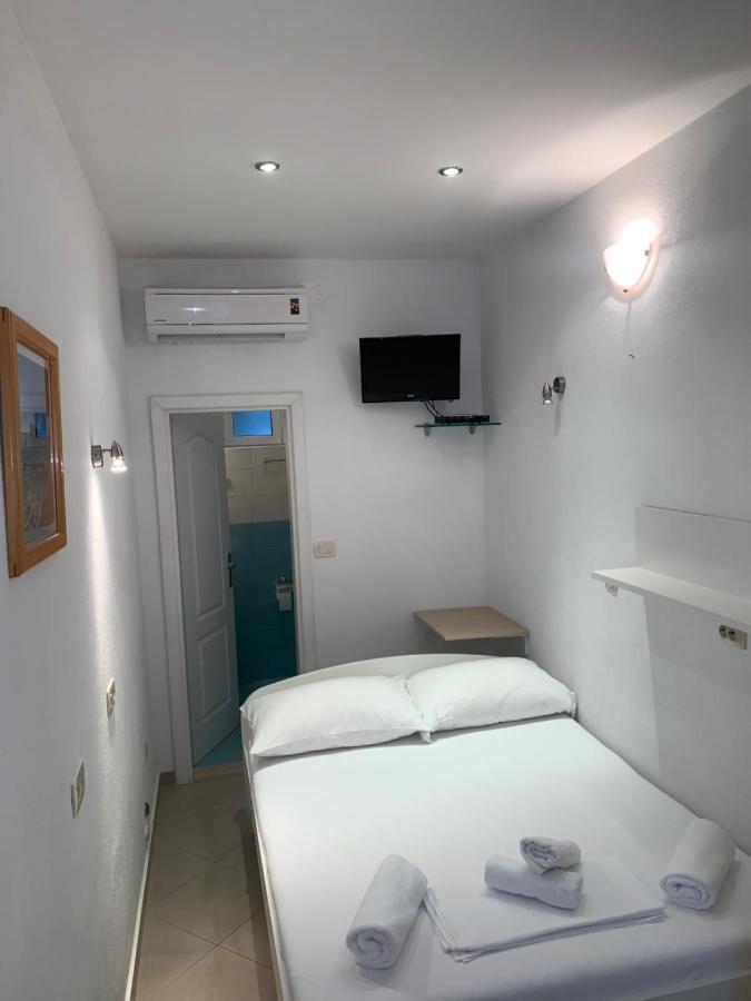 Apartments Center Baška Voda Esterno foto